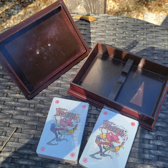 Vintage Playing Card Storage Box 1917 Ford Gold Metal Model Car Faux wooden Box - Picture 3 of 10